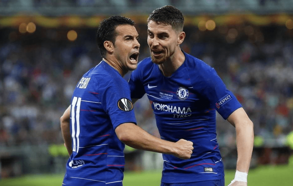 包含冲刺阶段突围战来临，西汉姆围绕欧超杯内部沟通，信心回归，团队化学反应显著的词条