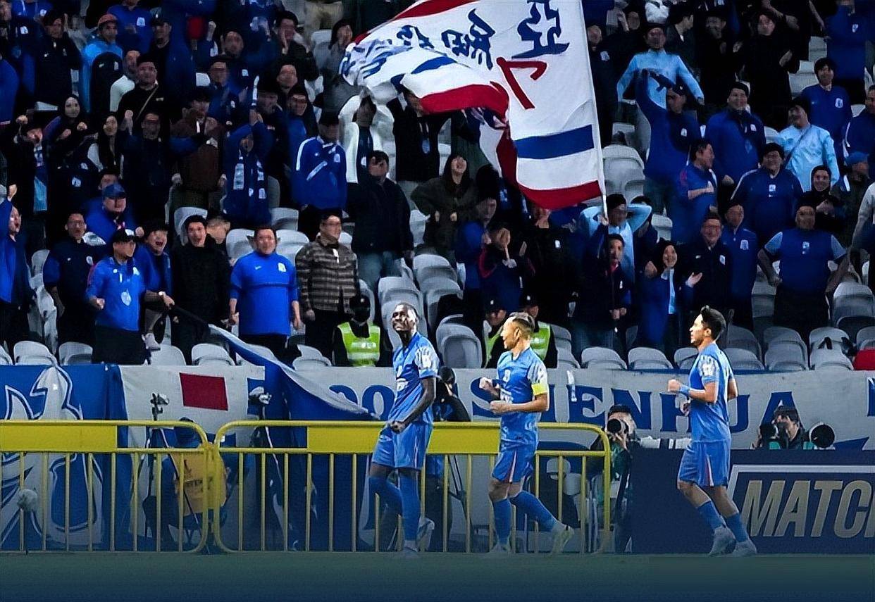 武汉三镇训练开放日，今晚复出首秀引欢呼，亚冠在即，球队文化再被提及的简单介绍